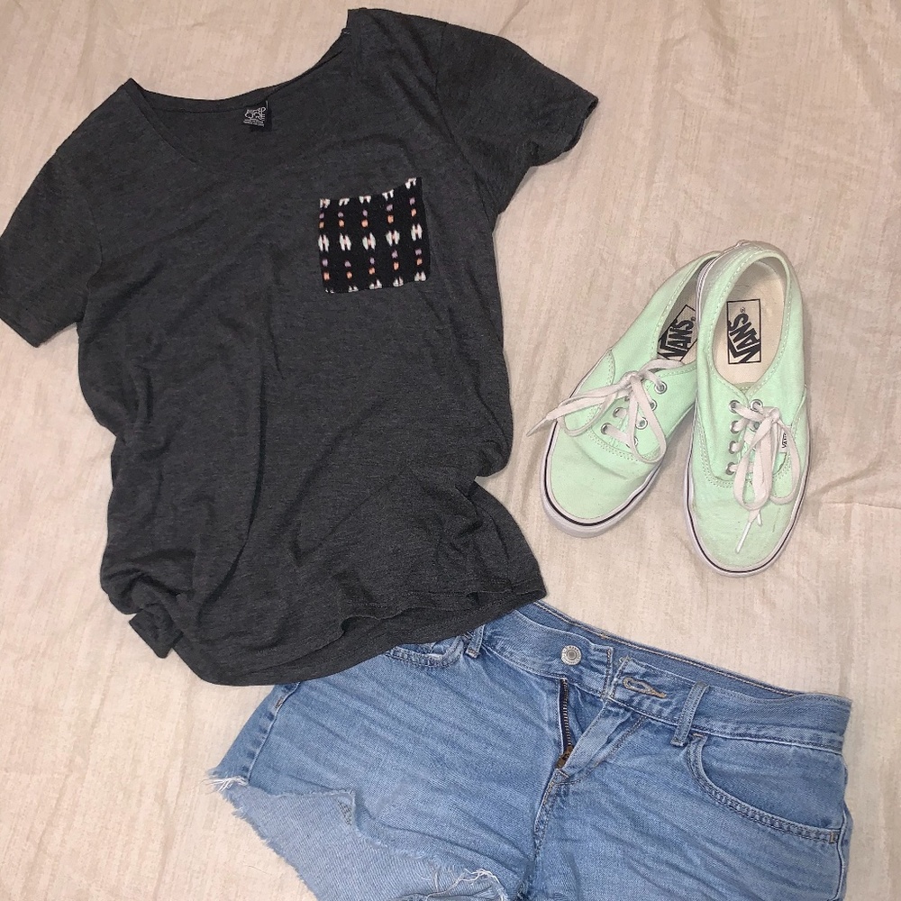 Tee with Patterned Pocket